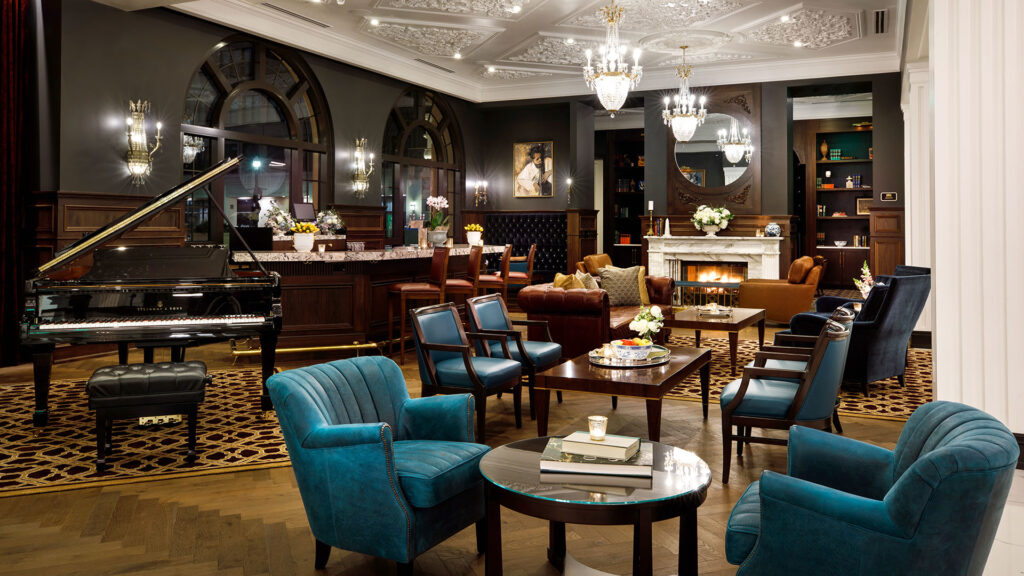The Adagio Lounge at Hotel Carmichael, Autograph Collection